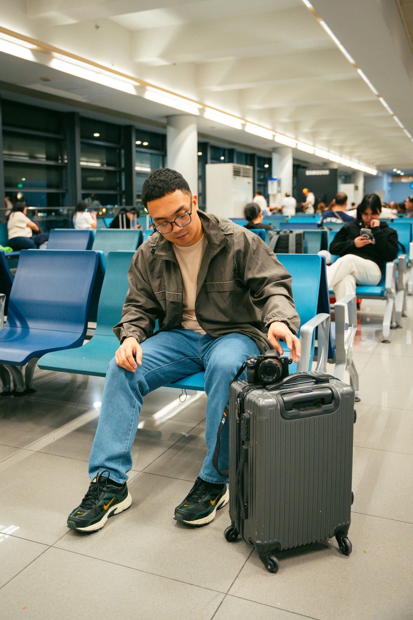 Traveler ready to complete a Air Suvidha India form